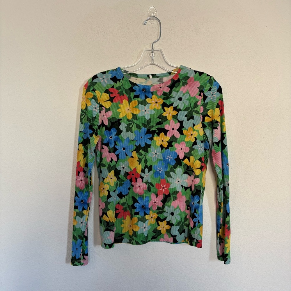 Point Printed Crew Tee Daisies Top